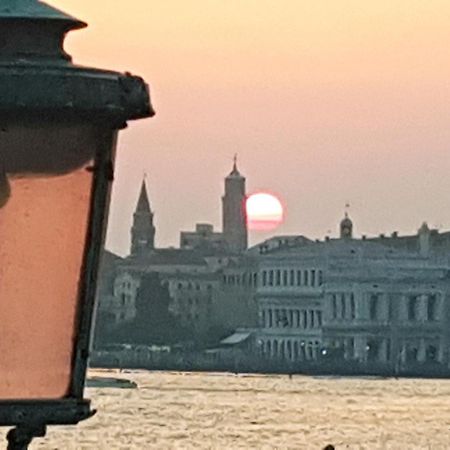 Large Top 3 Rooms Flat Central Rialto Venedig Zimmer foto