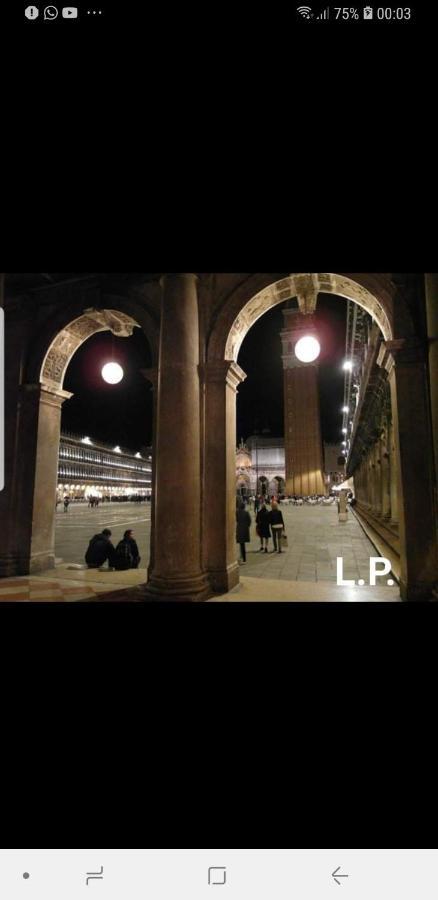 Large Top 3 Rooms Flat Central Rialto Venedig Exterior foto